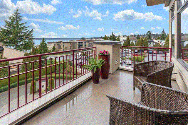 Wet balcony